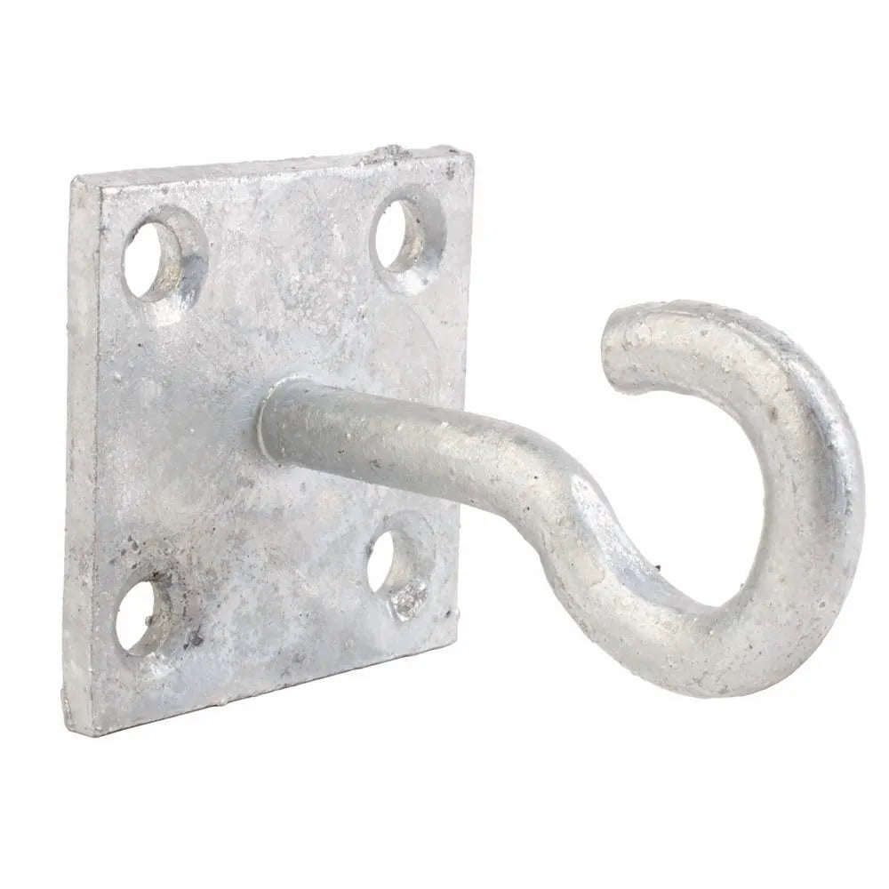 Perry Equestrian Chain Hook on Plate