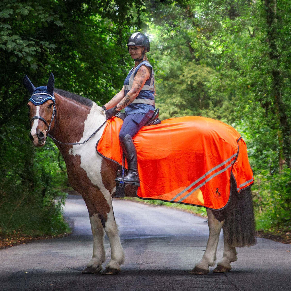 TROJAN Retro Reflective Mesh Exercise Sheet Orange