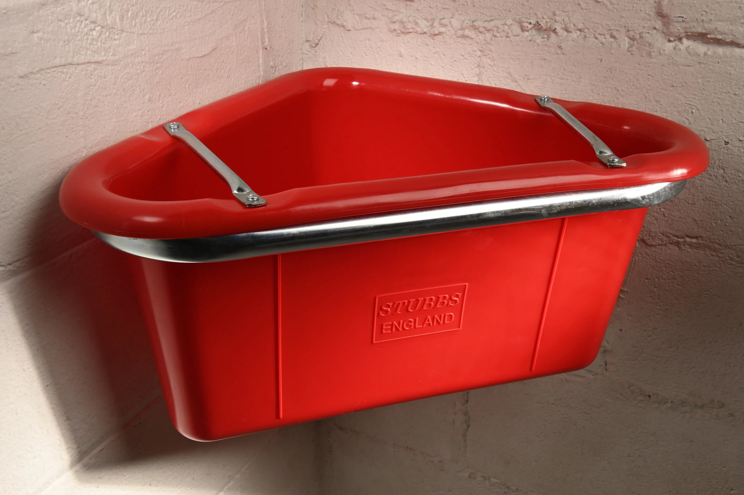 STUBBS Plastic Corner Manger (S2P)