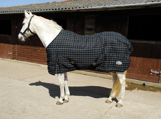 Rhinegold ‘Vegas’ Stable Quilted Rug