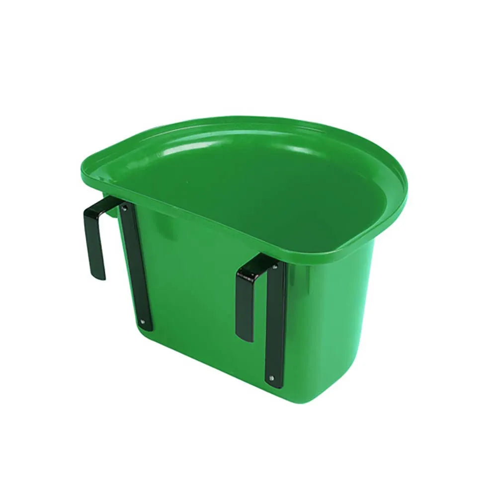 STUBBS Plastic Portable Manger (S5PE)