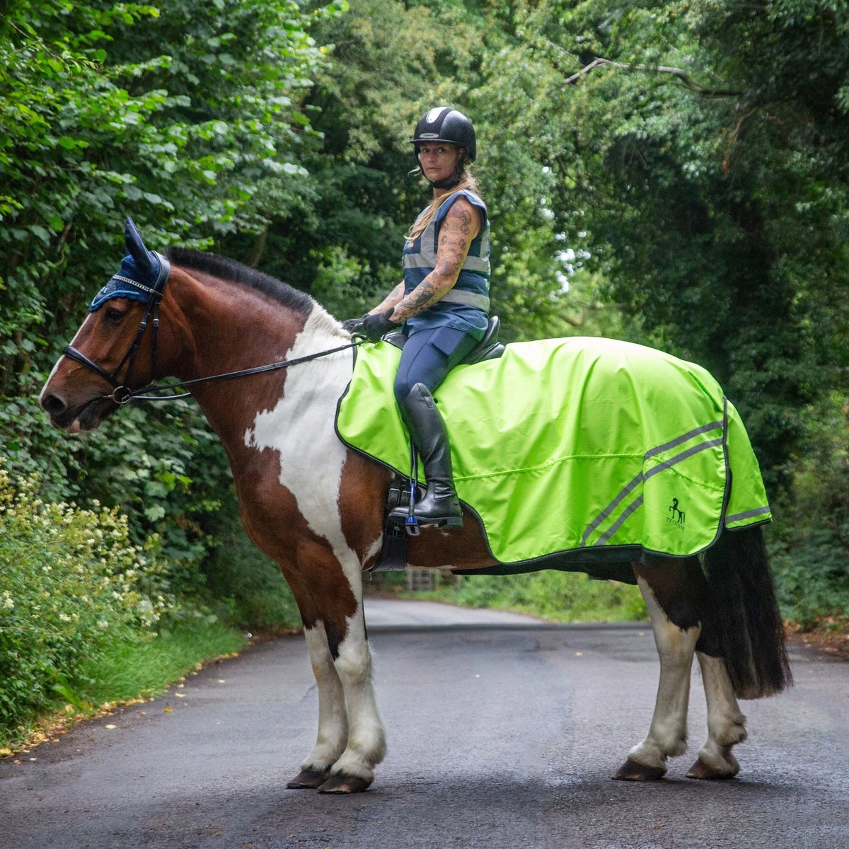 TROJAN Retro Reflective Mesh Exercise Sheet Yellow